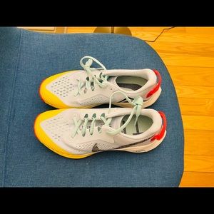 NWOT Nike Air Zoom Terra Kiger 6